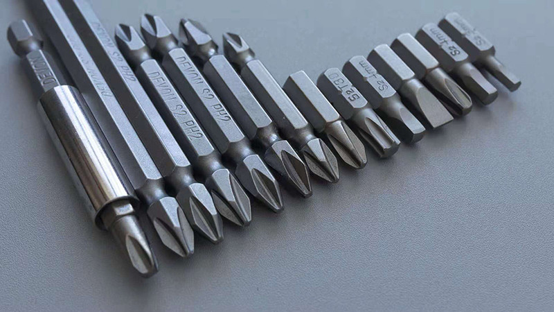 The samples that Screwdriver Making Machine can manufacture